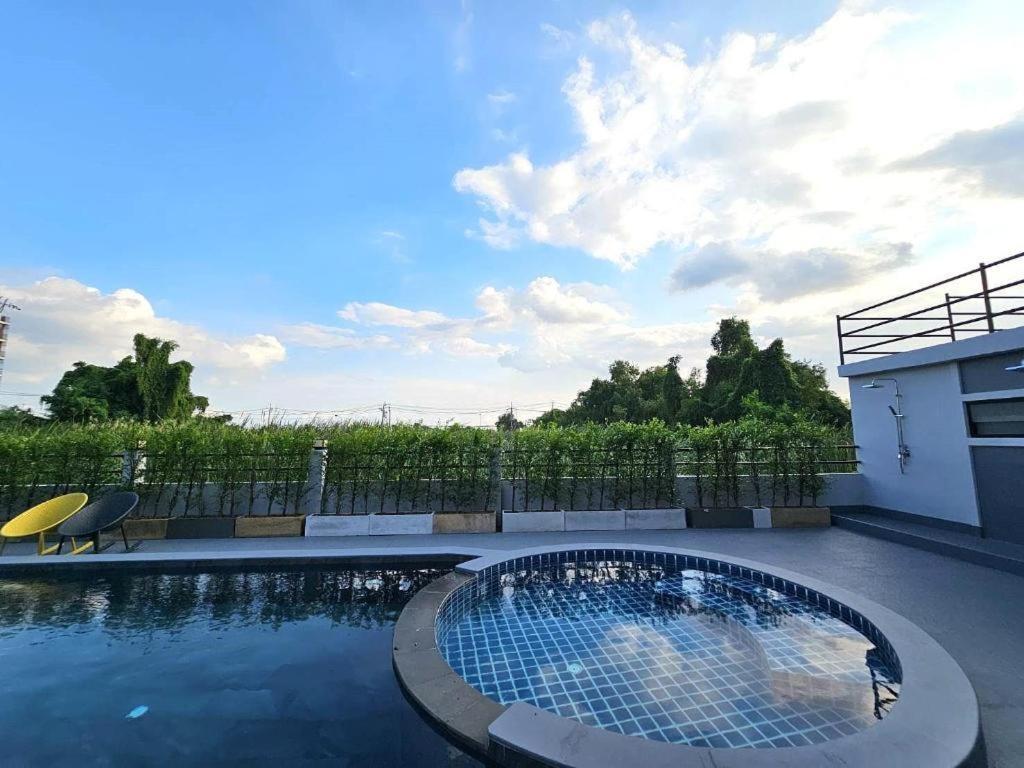 Surestay By Best Western Iconic Suvarnabhumi Bang Bo Luaran gambar